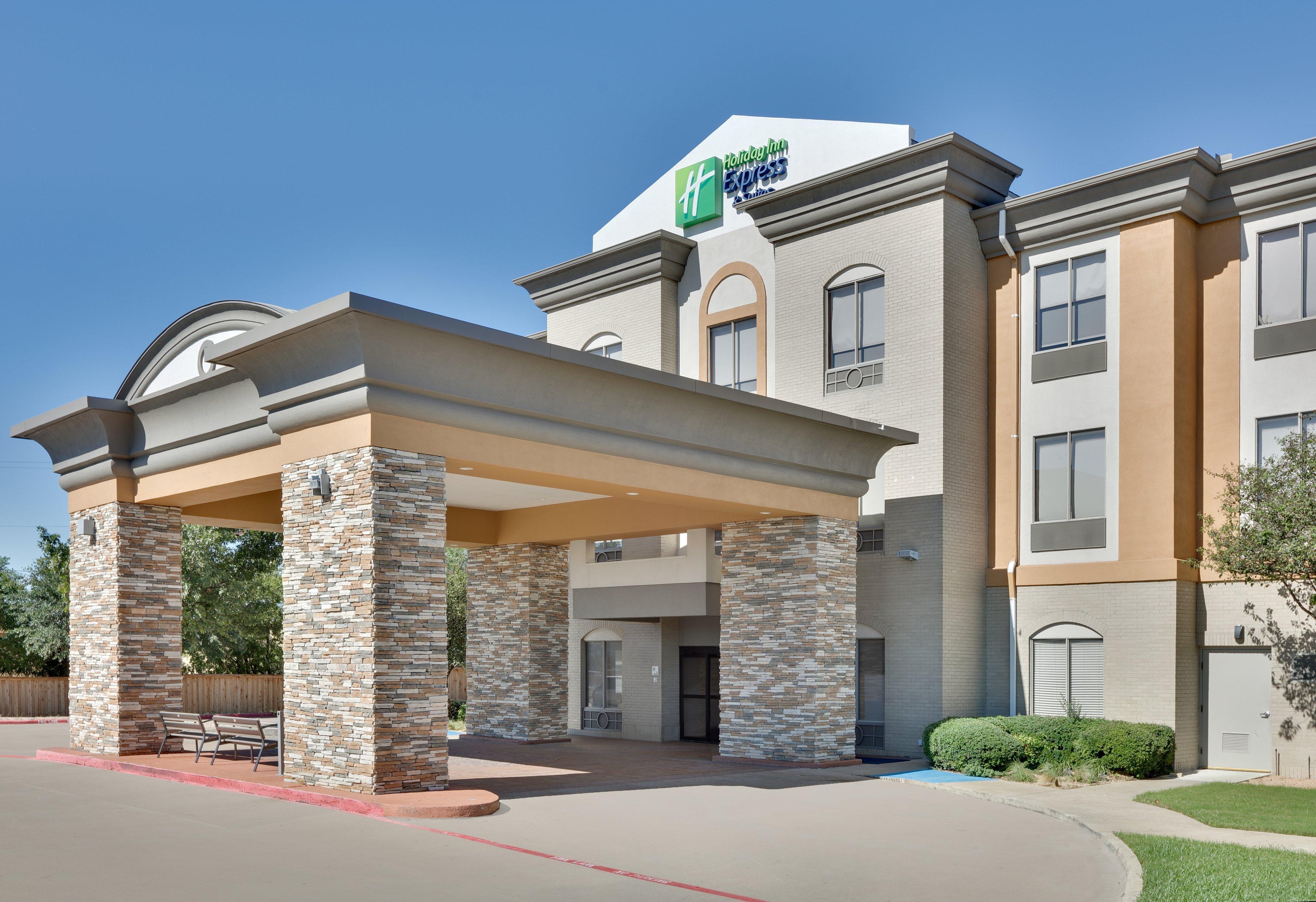 Holiday Inn Express & Suites Dallas - Duncanville, An Ihg Hotel Exterior photo